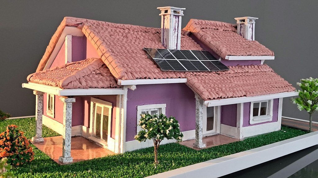 2024-02-05_12-17-40_53510409888_l